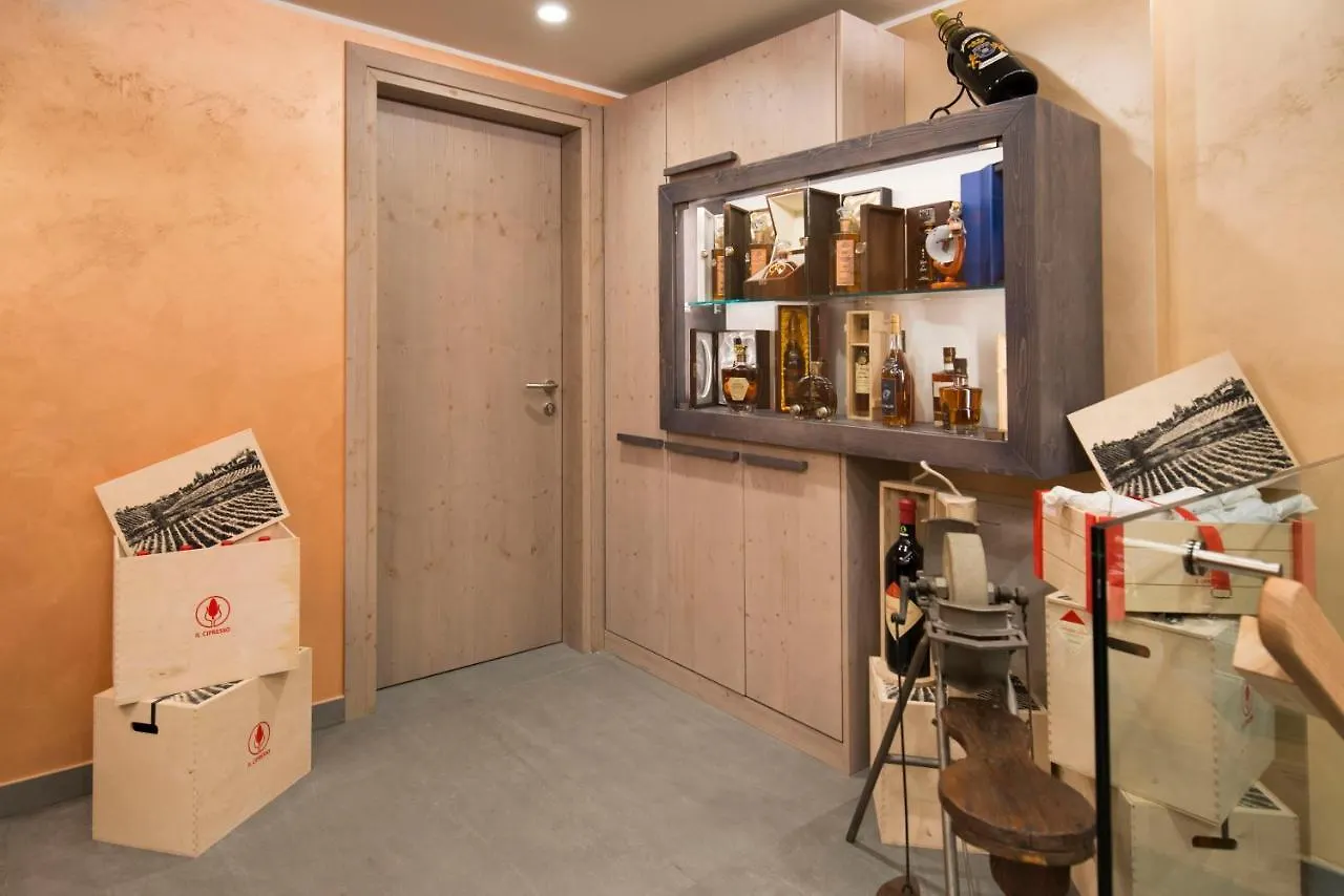 Hotel Ambra Clusone 3*,  Italy